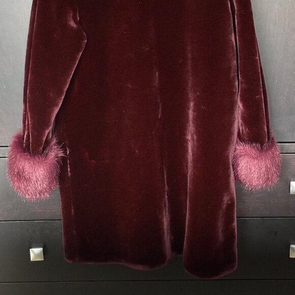 Faux Fur Jacket - Picture 6 of 7